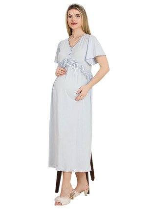 Mavi Renkli, Dantel Detaylı, Kısa Kol ve Derin Patlı, 33401 Lohusa Hamile Gecelik Mavi Renkli, Dantel Detaylı, Kısa Kol ve Derin Patlı, 33401 Lohusa Hamile Gecelik
